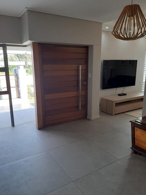 4 Bedroom Property for Sale in Sonstraal Western Cape